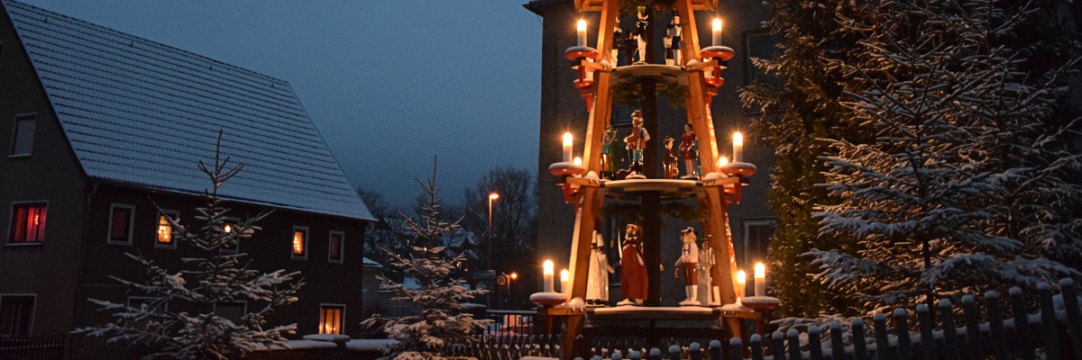 Weihnachtspyramide in Borstendorf im Erzgebirge